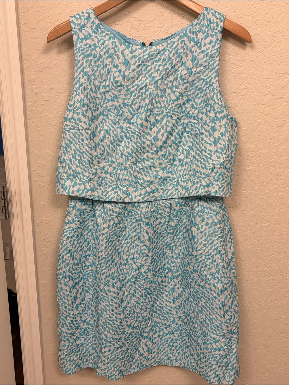 The Limited Layered Sheath Dress Size 10
